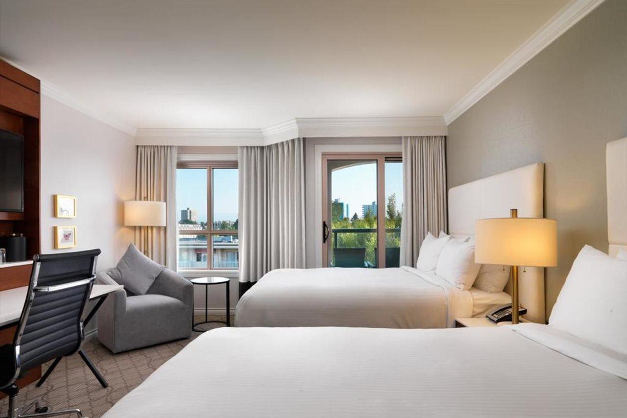 Grand Pacific 4* Victoria